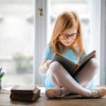 girl reading